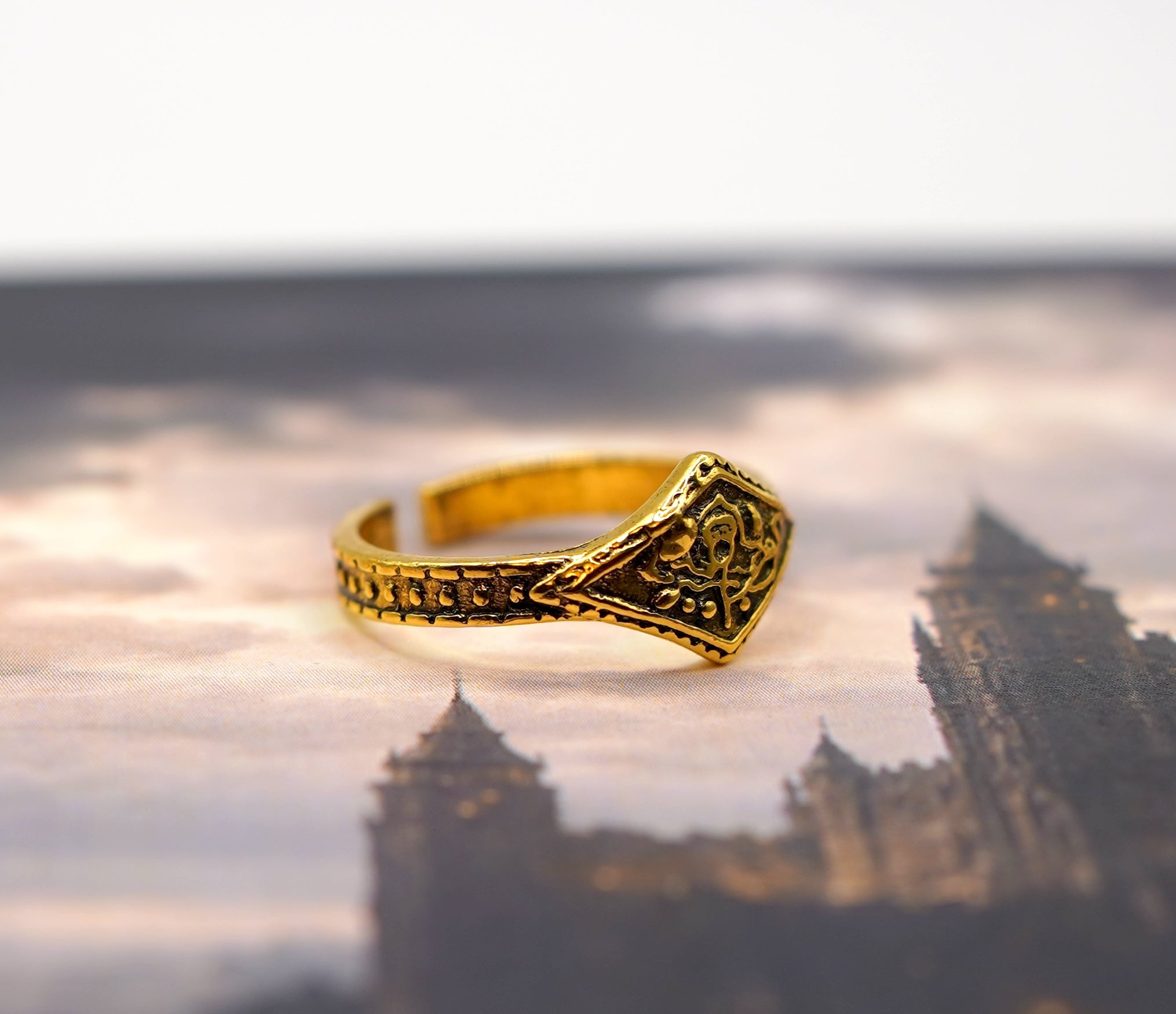 Ring of Favor and Protection